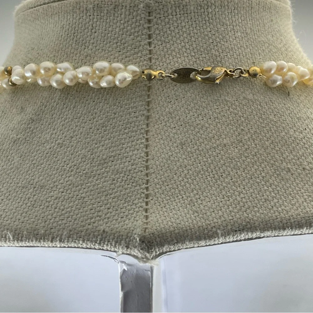 Vintage Avon Gold Tone Rice Pearl Twist Necklace Stunning Bridal Elegant